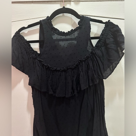 Off the shoulder top - Picture 3 of 3